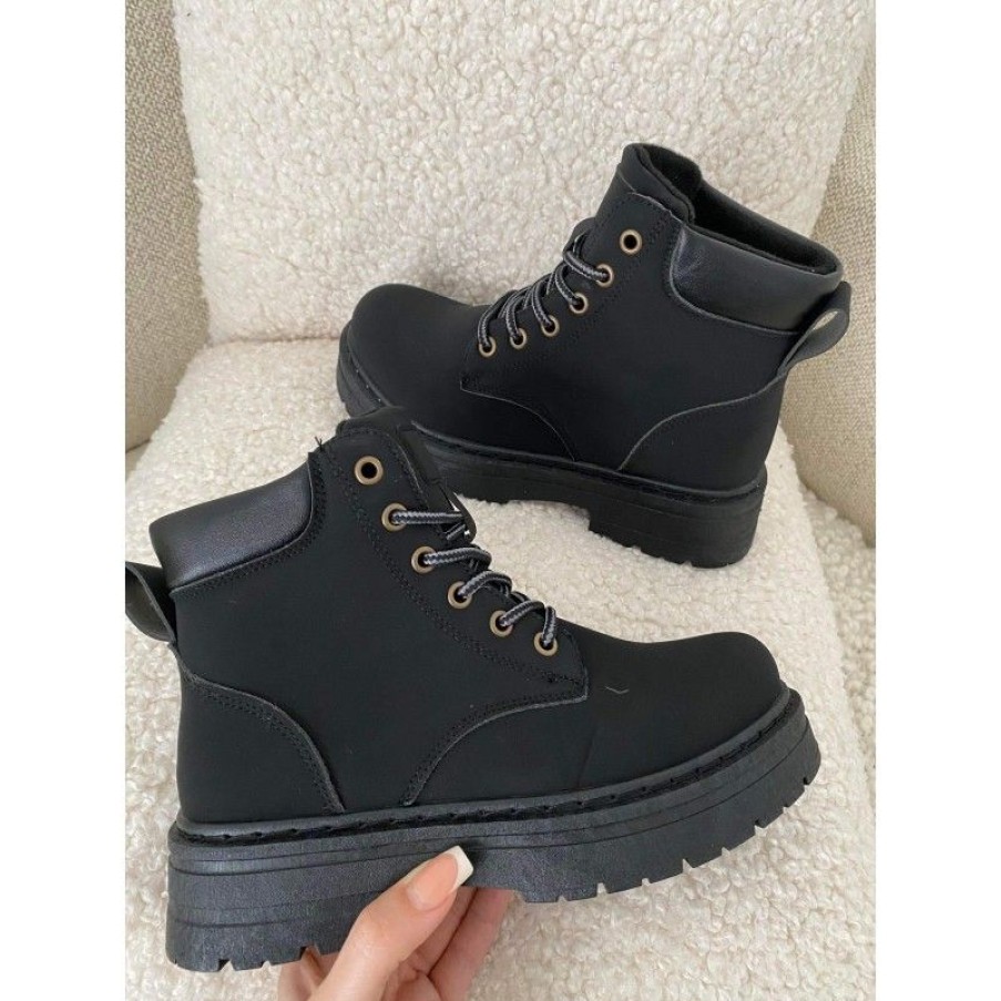 Sko Deluxe Clothing | Arriva Boots Black